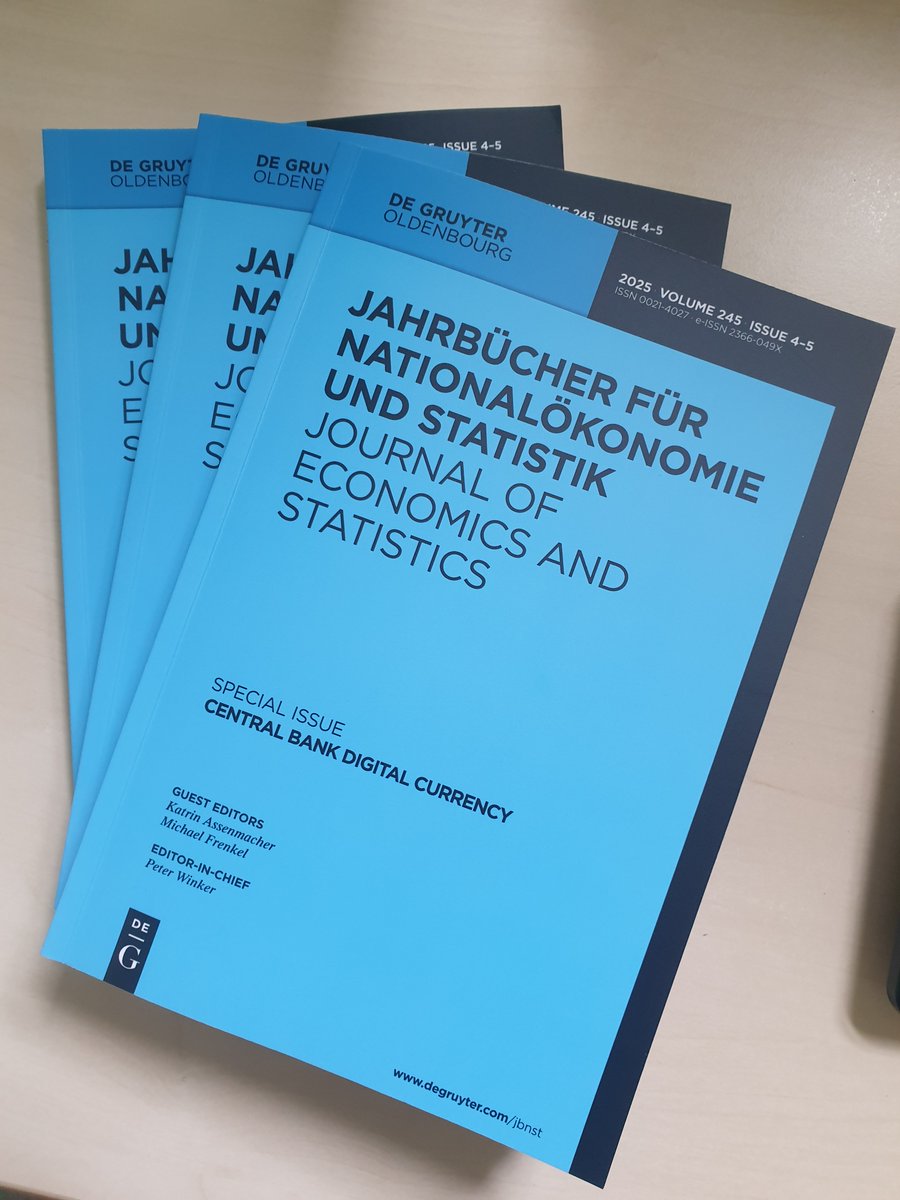 JEconStat tweet media