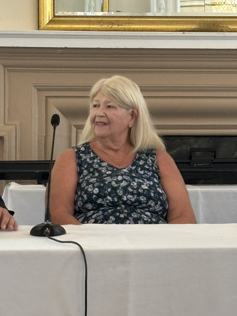 Great panel discussing doing business in Bradford!

<a href="/sandracorcoran/">Sandra Corcoran</a> <a href="/BusinessDesk_YK/">TheBusinessDesk YK</a> #bradford