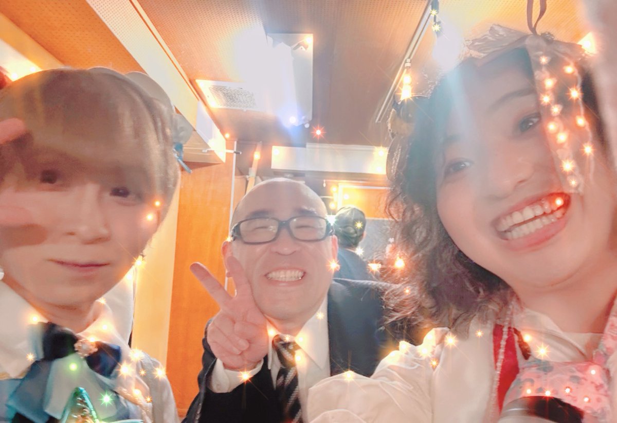 rORfaDepGbSiuqU's tweet image. ワライブフェアリがとうございました🧚♀️🥹
久しぶりのフェンザイでしたけどおっちょこちょい妖精さんのイタズラ発生フェアリーであたふたフェアリーでした🧚♀️😂
次こそはガンバフェアリーするわよ🧚♀️😆
#ワライブ
#お笑いライブ
#さっちょチョコチョコちゅっちゆ