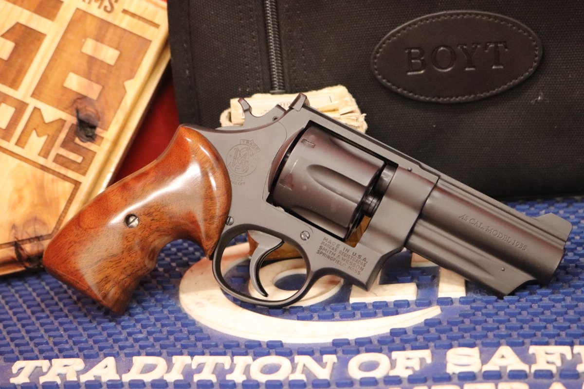 Perhaps the perfect carry N frame, this Smith &amp; Wesson 25-2, masterfully converted from Target gun to this beauty by Ted Yost. 

Full Video look on our Youtube:  youtu.be/As6y2FMicmM