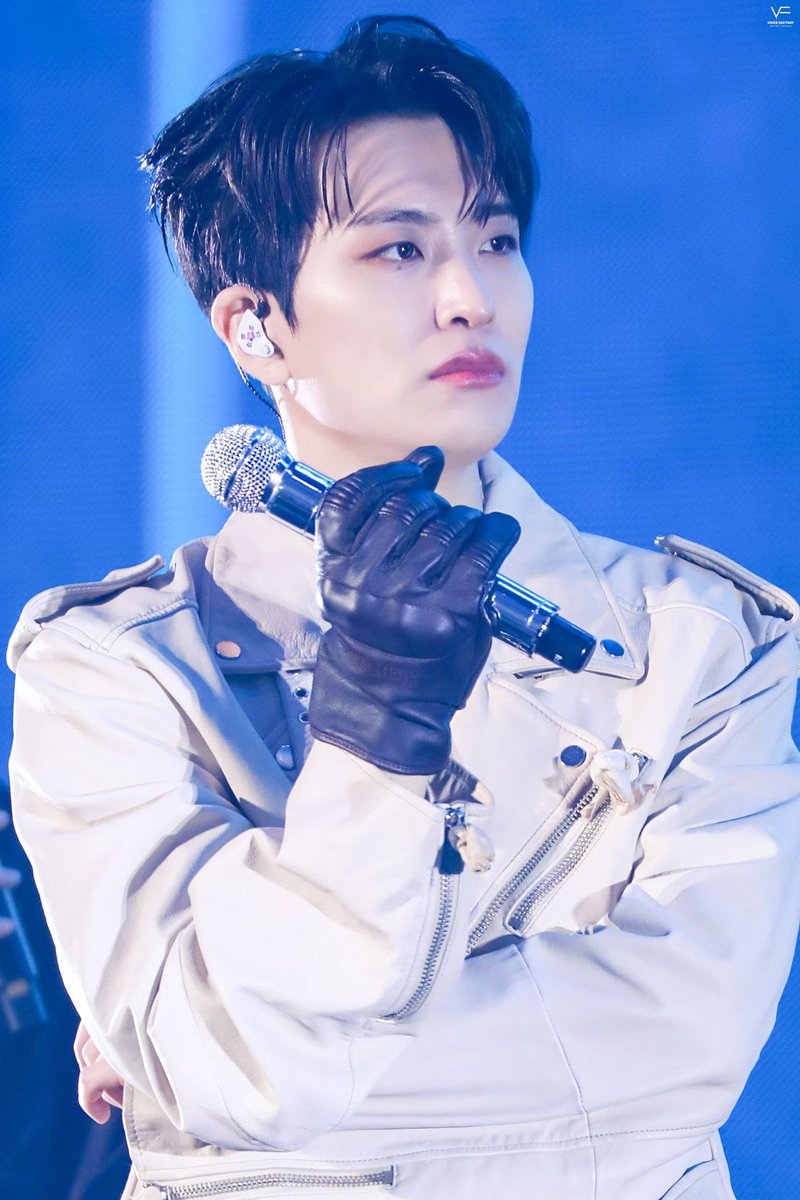 _7chskies's tweet photo. happy bdayyy uri youngjae!!🥹💚
@ChoiArs_YJ 
#OurStartlightYoungjaeDay
#우리의별빛영재_생일축하해 https://t.co/AqT53D5FZo