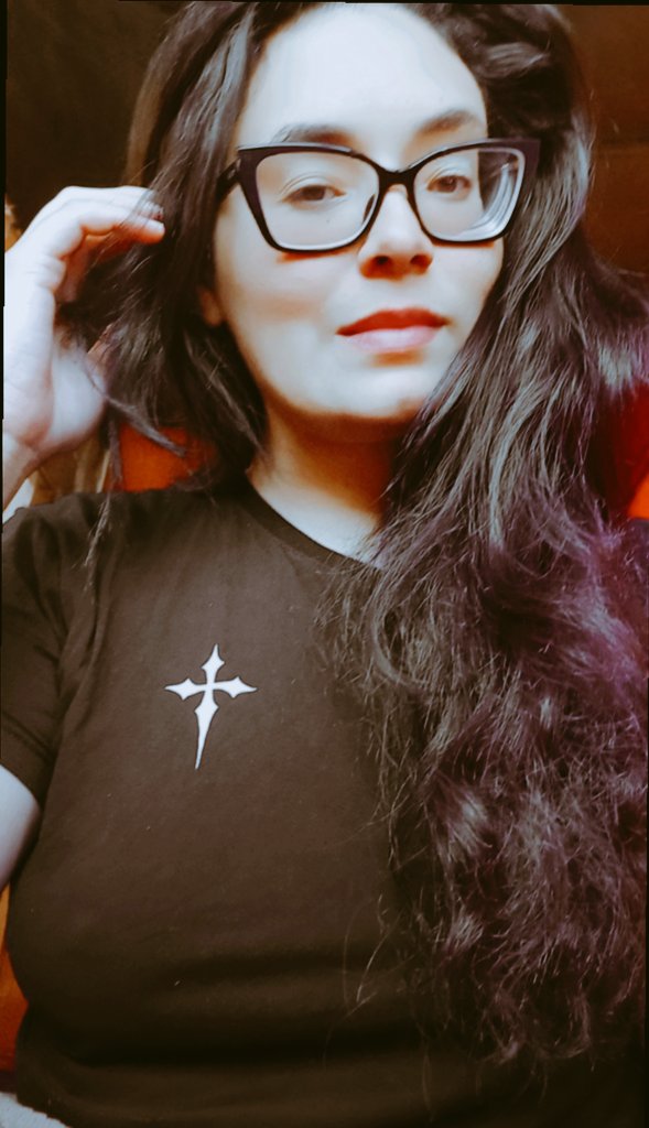 RainhaDouradaBR's tweet photo. Jesus é a dose mais forte dentro do meu coração ❤️‍🔥✝️ https://t.co/SL8HfkBs4I