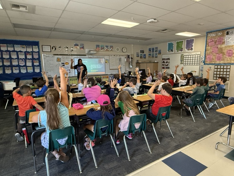 Sherriff's Officer Jessica Ignont shared how "Kindness is Your Superpower" with our 3rd-5th graders. #NoBullying #WeAreBUSD #mchawks
