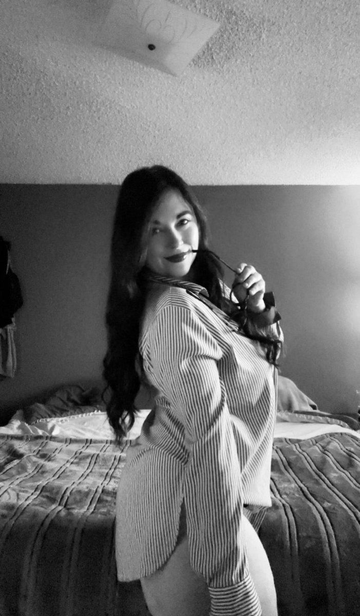 Genavive 🦅🇺🇸 tweet media