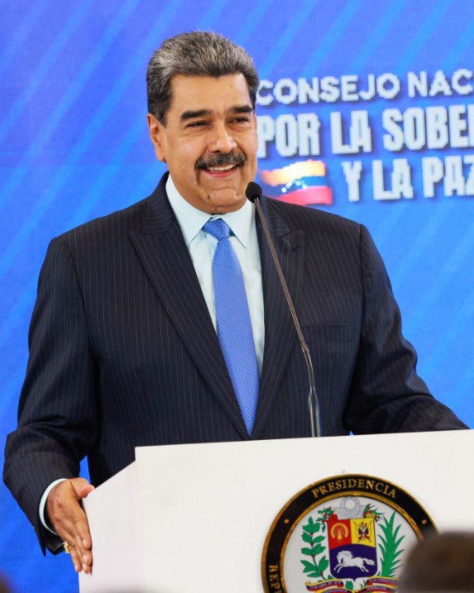 Azonipse Silenay tweet media