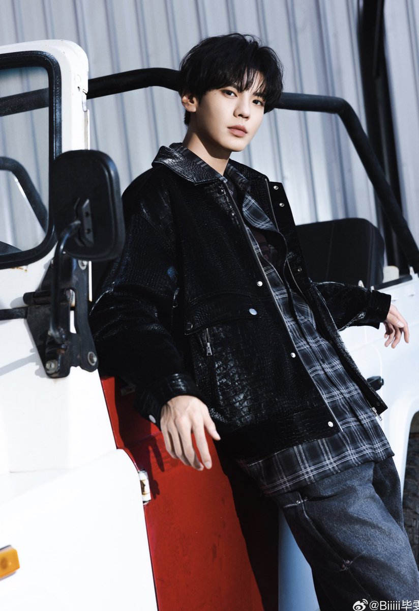 ビー・ウェンジュン 毕雯珺 グッズ 3点セット NoeuK on X: 