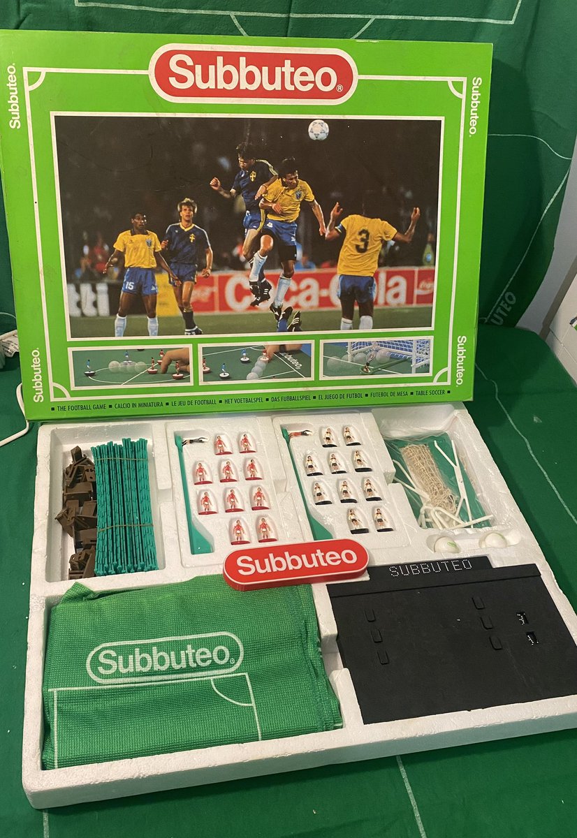 SubbuteoPad's tweet photo. Similar to a  prevoius post but this time without USA 1994 sticker and USA goals &amp; balls, this set possibly produced just after  1992 European championships in Sweden , normally contains Denmark &amp; Germany

Rarity 3/10

Value £30+ https://t.co/Pn5Kis0dVY