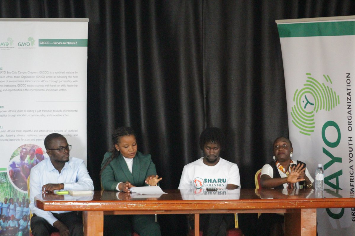 GayoUganda's tweet image. Insightful conversations unfolding at the Green Skills &amp;amp; Green Jobs Lecture, Makerere!

Panelists share practical experiences on climate action and entrepreneurship.

#Sustainability #YouthLeadership #GreenJobs #EcoClubs