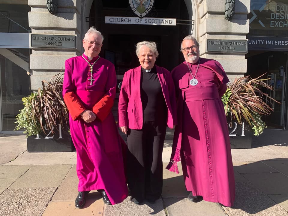 greene345's tweet image. Photos from Church of Scotland's post: Ecumenical relations in Scotland are going from strength to strength following a historic statement of… l.txlions.org/TN7JMr #ChurchOfScotland #EcumenicalRelations #SaintNinianDeclaration #ScottishEpiscopalChurch #RomanCatholicChurch