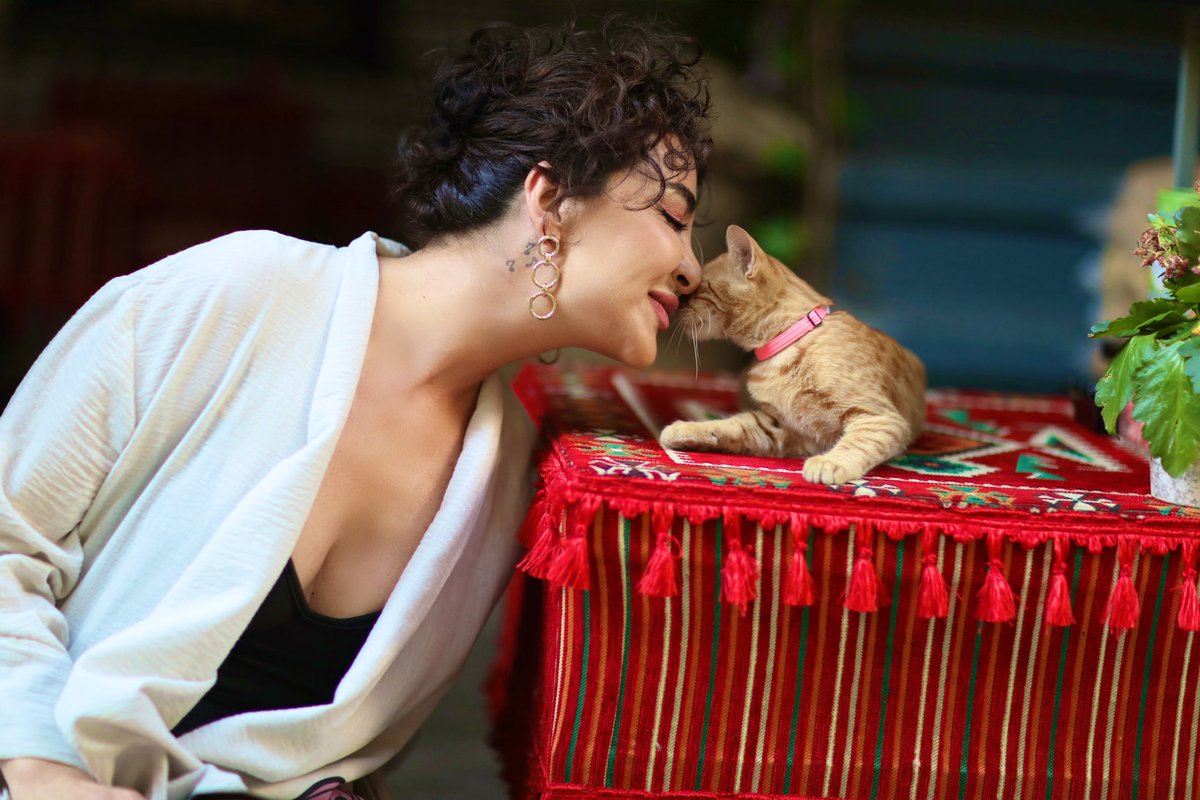 Ebru Elver Official tweet media