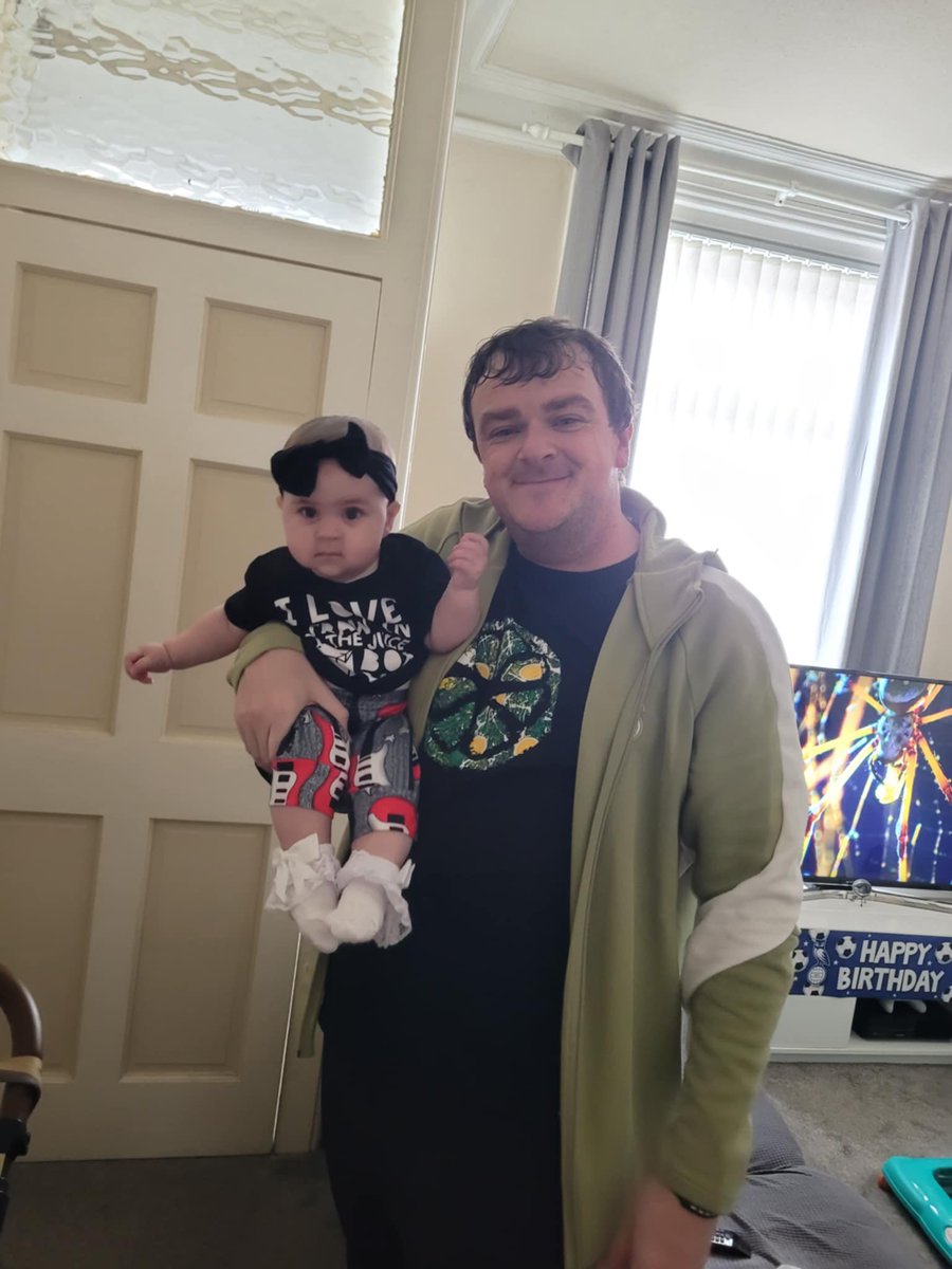 Paul Taylor tweet media