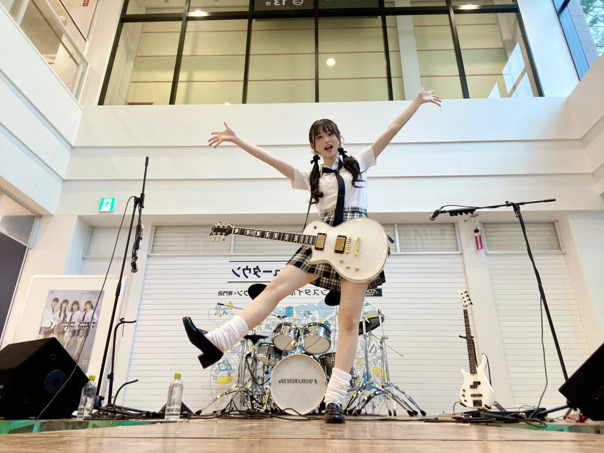 そして！
AEONキャラバンツアー完走です❤️‍🔥

ここまで支えてくださった関係者の皆様、そして何より私達を応援してくださったファンの皆様！本当にありがとうございました🎸

初めての事ばかりで毎日が戦いの日々でしたが皆様のおかげで最後まで駆け抜けることができました！

ありがとうございました🫧
