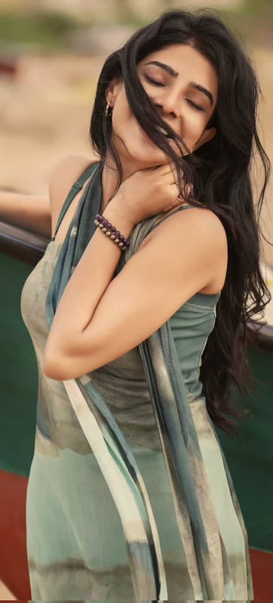 Lovely_Queens1's tweet image. #PavithraLakshmi