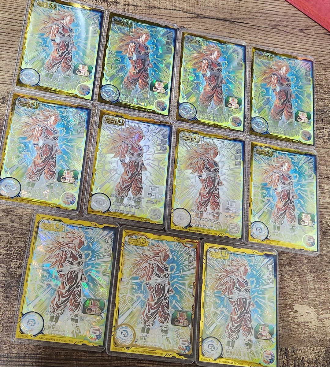 ドラゴンボールヒーローズ 美品を集めてましたので状態は良いと思います。 SDBH MM2-074 孫悟空:GT 旋風流星撃 闘いを求める孫悟空 - メルカリ