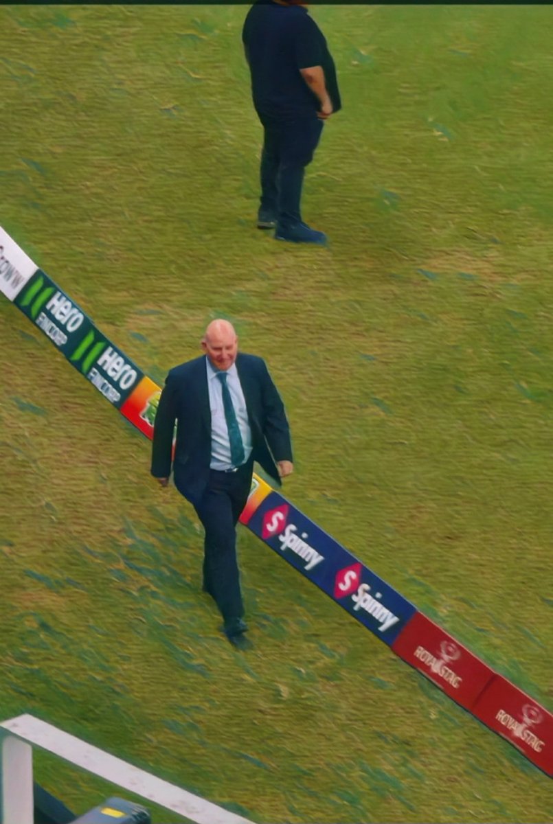 Hindudialogues's tweet image. Mr Andy Pycroft New Father of Pakistan 😂😂😂

#PAKvsUAE 
#AndyPycroft