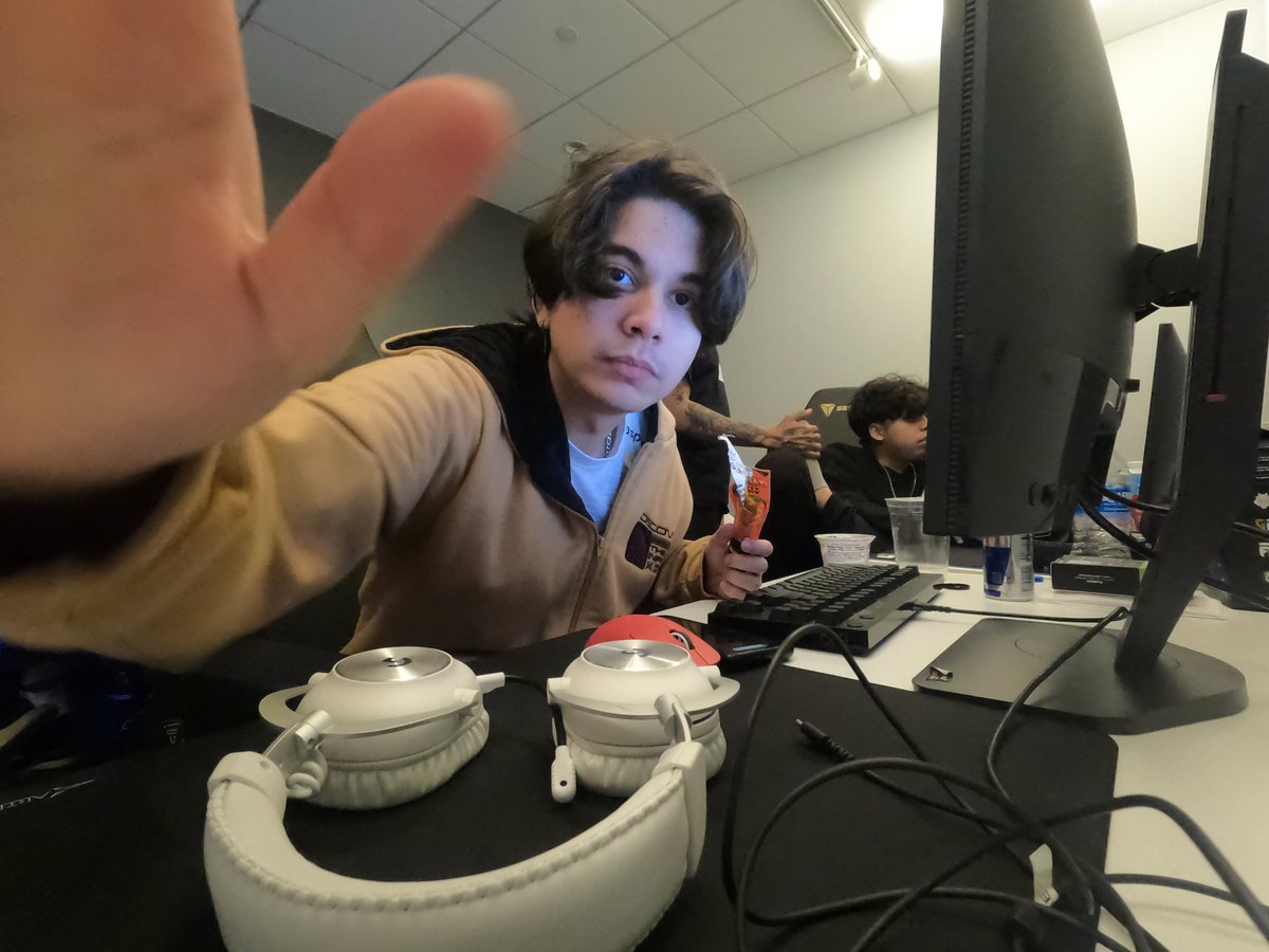 RED Canids Kalunga tweet media