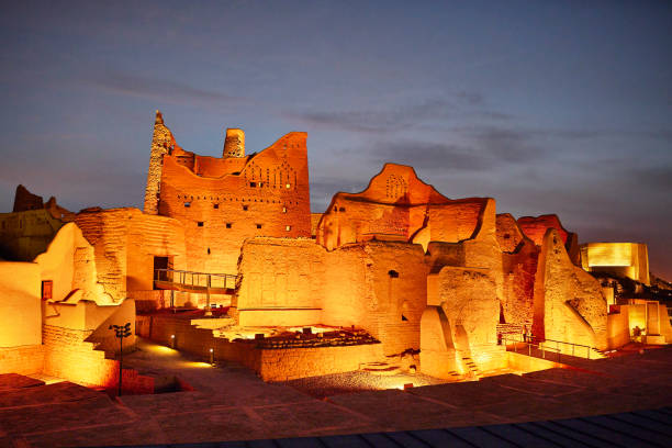 العز ما هو منصب، العز طبع ووفا

#عزنا_بطبعنا

#اليوم_الوطني_95