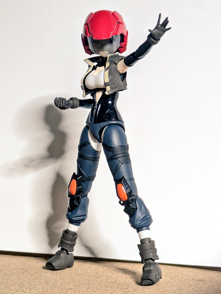 #30MS
ライディラを某Dホイーラー風カラーにしてみました。
Dホイール風バイクも早く完成させたい。