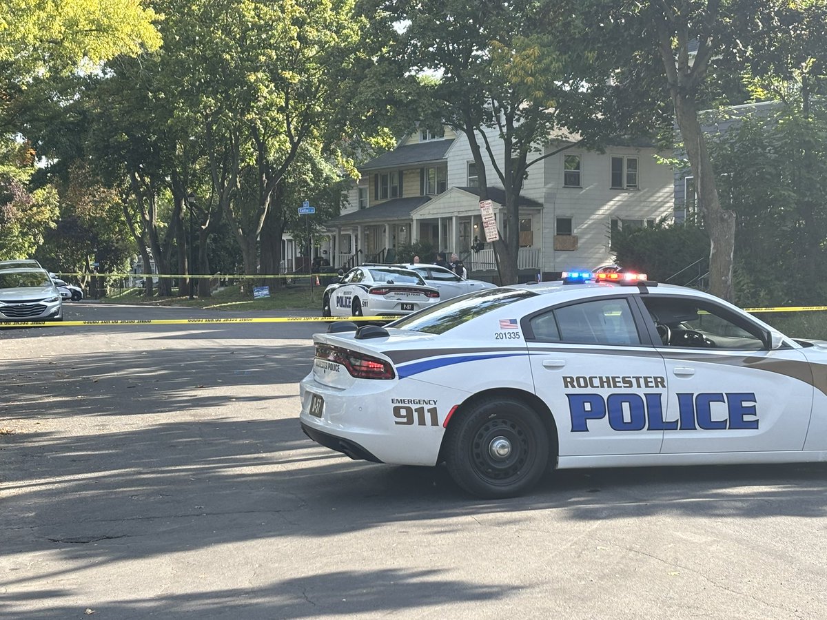 eric schedlbauer (@ng_newguy) on Twitter photo The RPD has 75 Jewel St surrounded. They are asking the resident of apartment A to exit the building. Jewel st closed between Beach and Norton <a href="/News_8/">News 8 WROC</a> The RPD has 75 Jewel St surrounded. They are asking the resident of apartment A to exit the building. Jewel st closed between Beach and Norton <a href="/News_8/">News 8 WROC</a>
