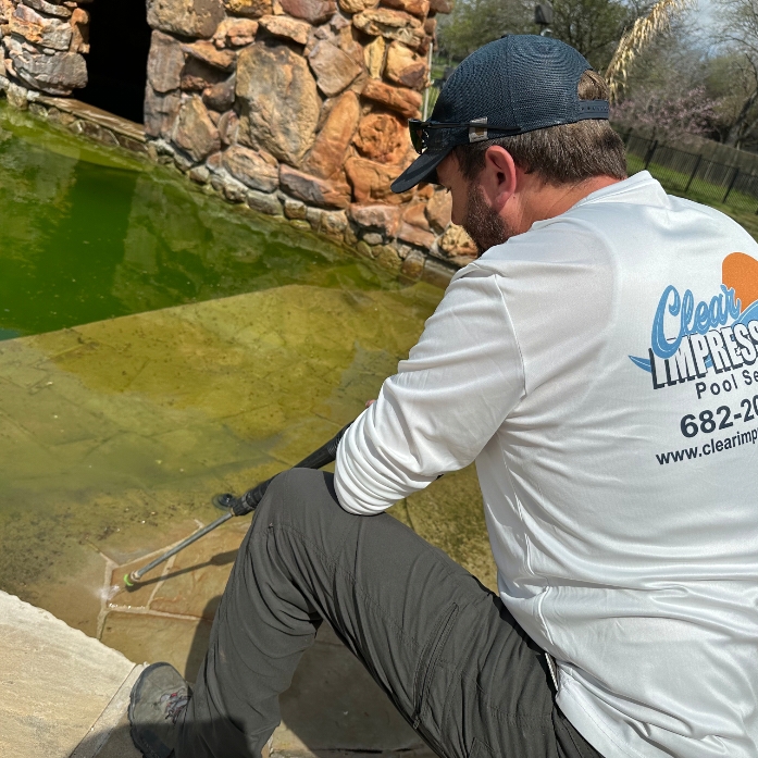ClearCleanPool's tweet photo. Did your pool turn green?  Clear Impressions Pool Services would be happy to help!

#GreenToClean
#ProfessionalPoolCleaners https://t.co/RDBdBYvoXj