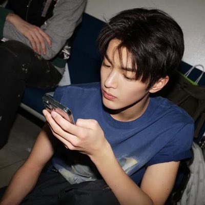 Etheirealitys's tweet photo. #FotoProfilBaru https://t.co/1S1XWNhtYL