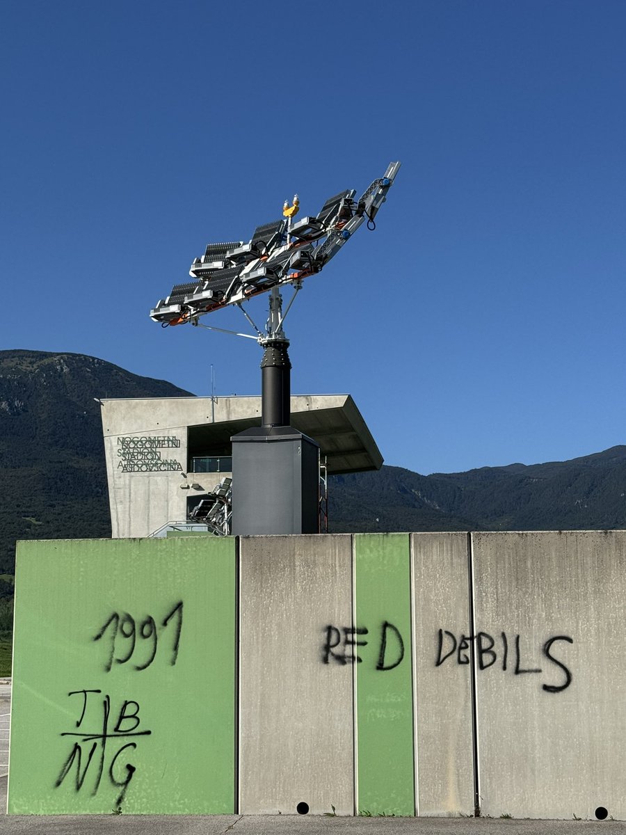 Matjaž Jazbar tweet media