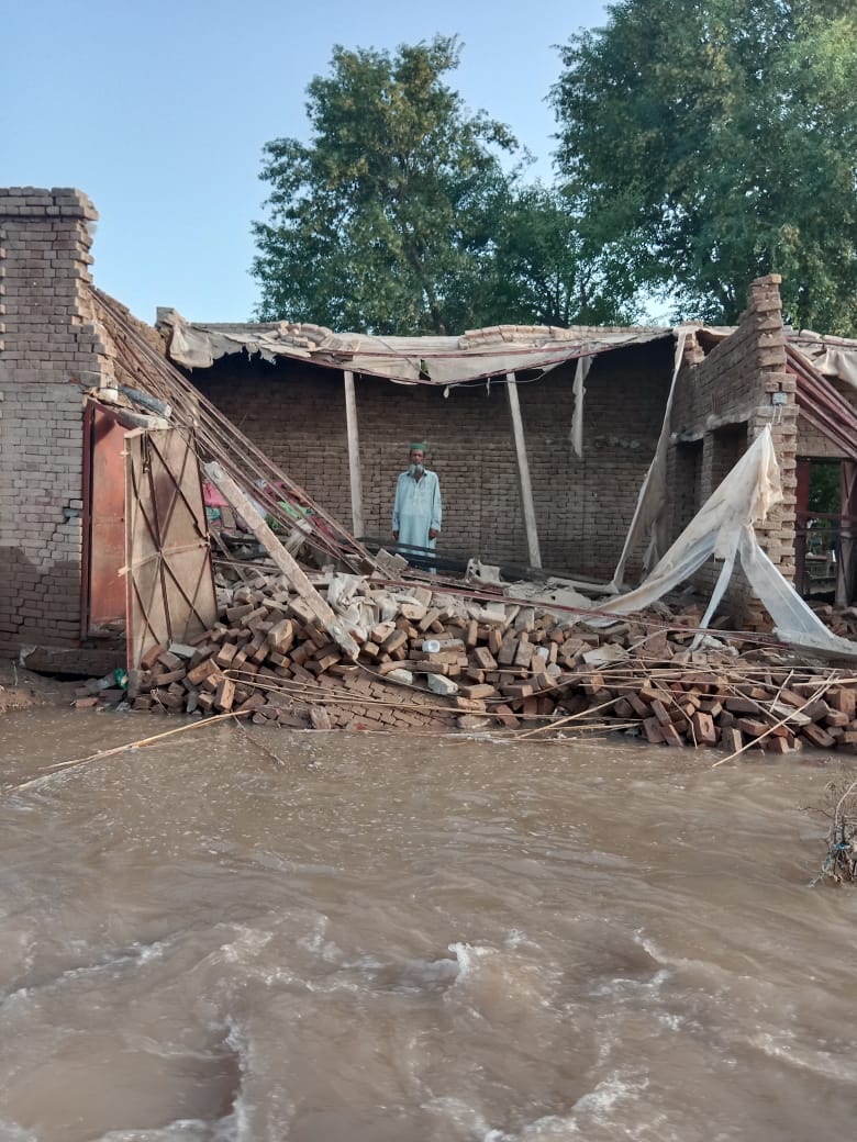 SaeedVet65's tweet photo. #savealipur 
یہ تصویر جتنی بار دیکھیں دل رونے لگتا ہے کہ میرا وسیب بہت بڑے عزاب میں ہے 
@AliRajput168937 @Here4_change @MaryamNSharif @tanzeemnaqvi4 @umardarazgondal https://t.co/lHy6jtvdst
