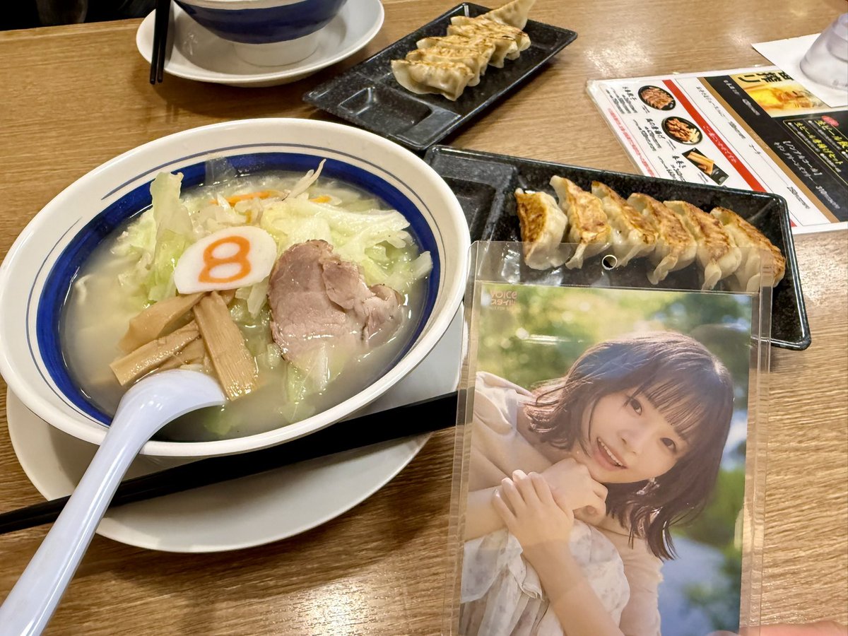 ひーちゃんお誕生日おめでとうございます！
かわいくて天使のようなひーちゃん、これからもいっぱい応援します！

#Happy_HINA_Day
#櫻井陽菜生誕祭2025