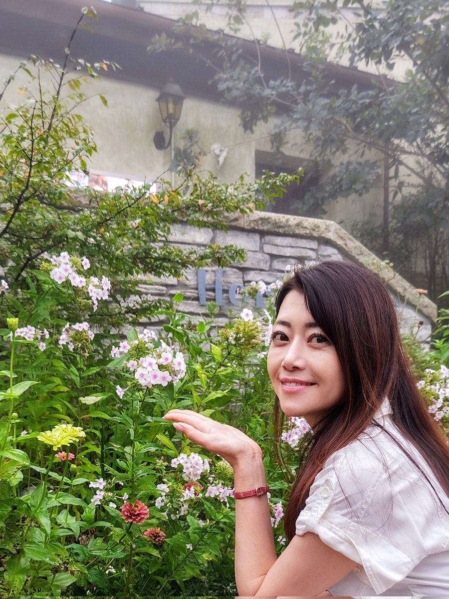 きれいなお花だよ〜🏵️

#北条麻妃 さん