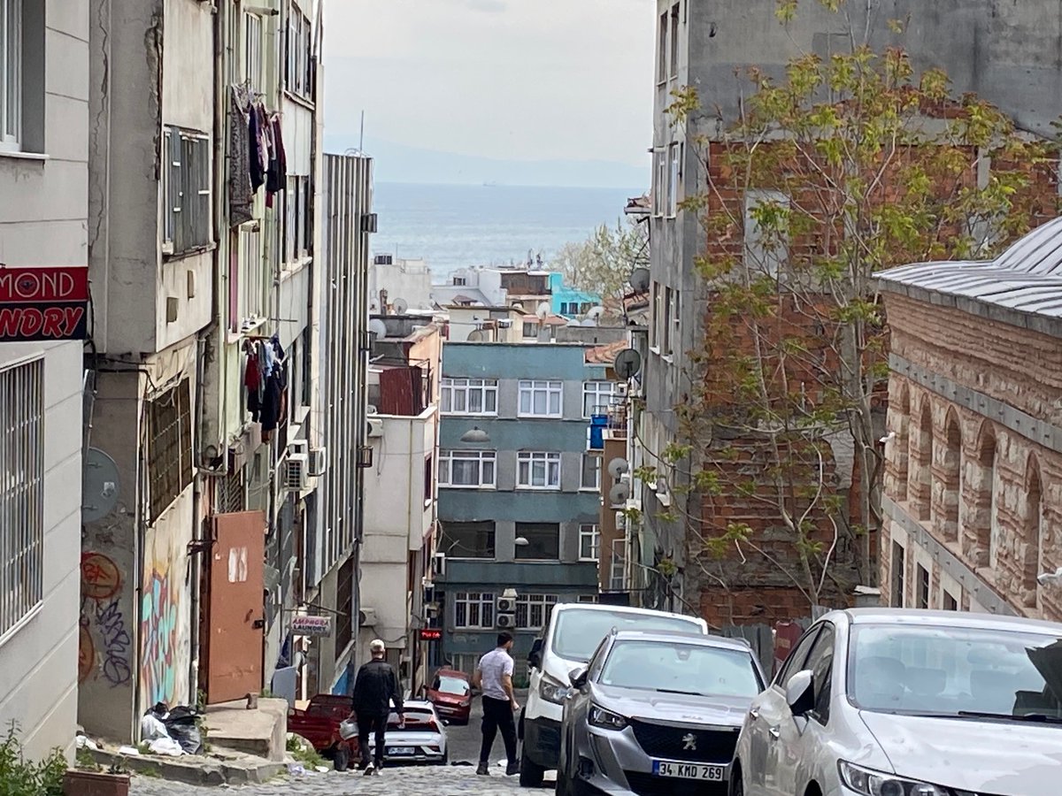 Tarihi Yarımadada Kadırga’da İş Hanında 24 m2 Satılık Dükkan

Piyer Loti Caddesi - 230 metre

Kadırga Limanı Caddesi - 110 metre 

Sahil yolu - 550 metre / 7 dk

Brüt 24 m2     Net 20 m2

#tarihiyarımada #kumkapı #kadırga #gedikpaşa #çemberlitaş #beyazıt #kadırgameydanı