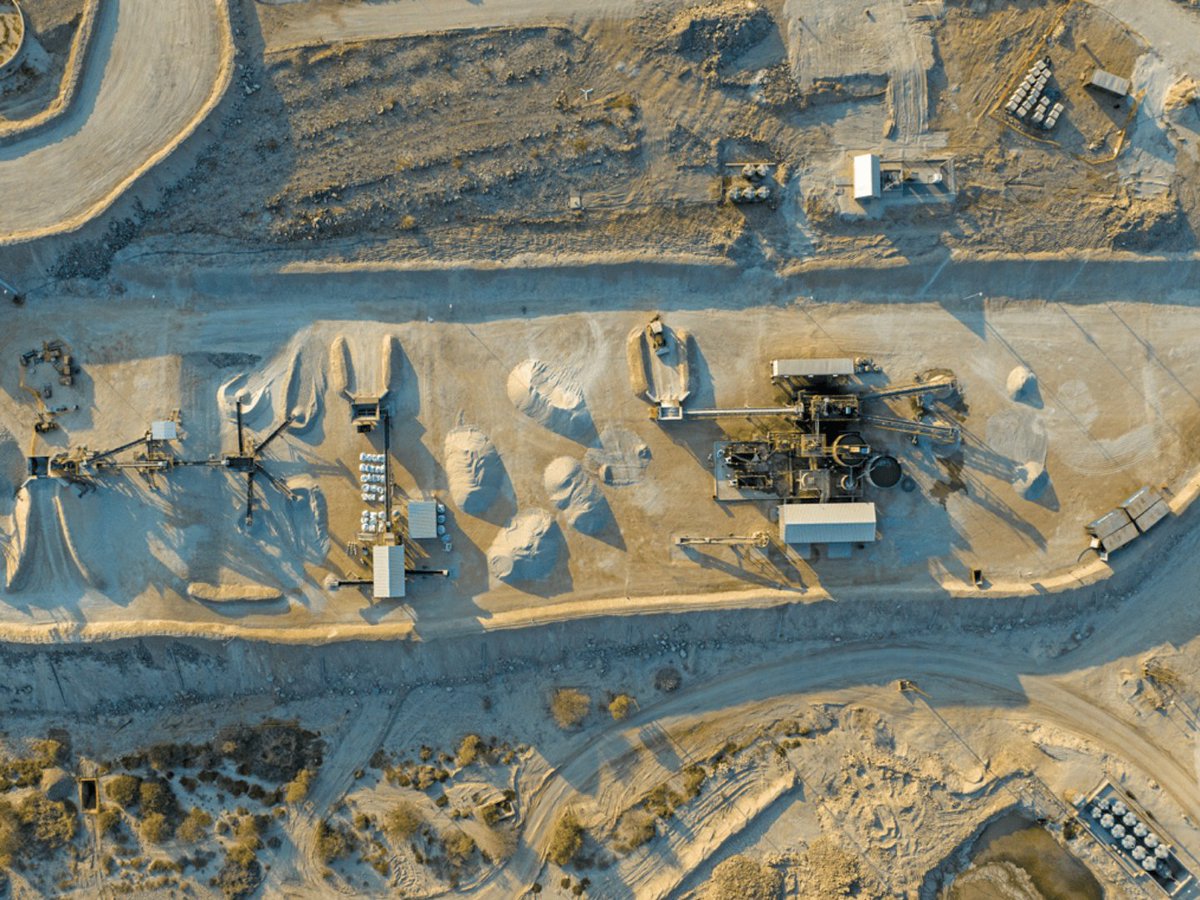 MiningReview's tweet image. @Andrada_Mining has delivered a strong operational performance for the quarter ended 31 August 2025 (Q2 FY2026), marked by record tin production and continued progress across its key growth initiatives in Namibia.

More here: miningreview.com/news/andrada-a…

#TinMining #NamibiaMining
