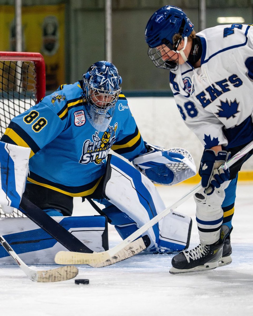 200x85's tweet image. Howies Hometown Cup set the bar high—now we’re ready for CCM Happy Valley, CCM Denver, and Dick’s Hometown Classic this weekend. Can they match the hype? 🏒💥

#200x85 #YouthHockey #HometownCup