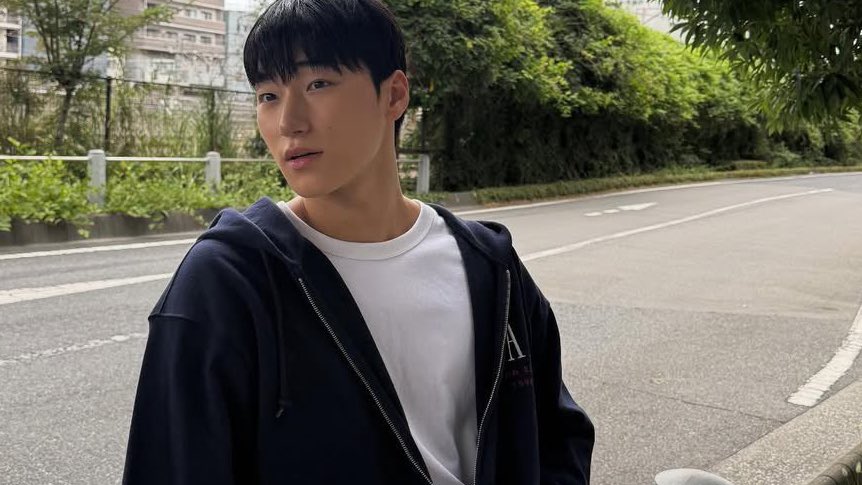 san graduated with a masters in boyfriendology and a doctorate in husbandological studies of being the most boyfriendiest of boyfriend material at the university of boyfriendism