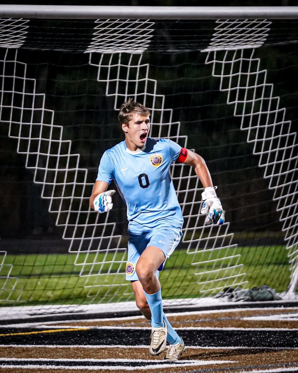 Big WIN last night for <a href="/Go_WHS_BSOC/">Coach Miller</a> Bulldogs. #godogs <a href="/GoWHSAthletics/">WHS Athletics</a> <a href="/GOWHS_StudSec/">🐾 PURPLE CRUSH 🐾</a> 
photos.app.goo.gl/ZDchszRYs7sptM…