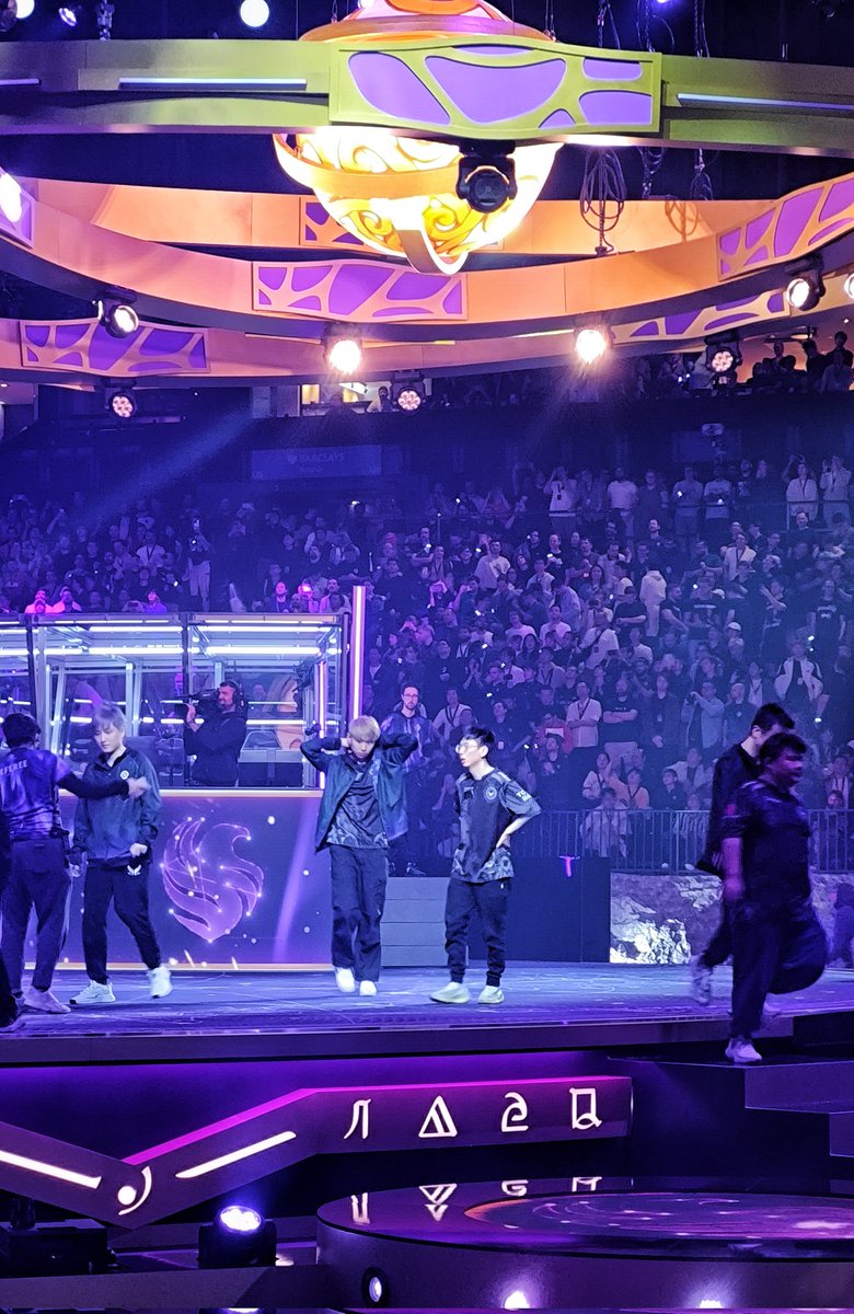 TI14: sparks of a late resurgence, colored by an inevitable sense of fate, faded just one step short... again

players I've known for a decade now, still daring to dream

one day they'll sing your songs

and if those songs never ring, we will remember all your stories