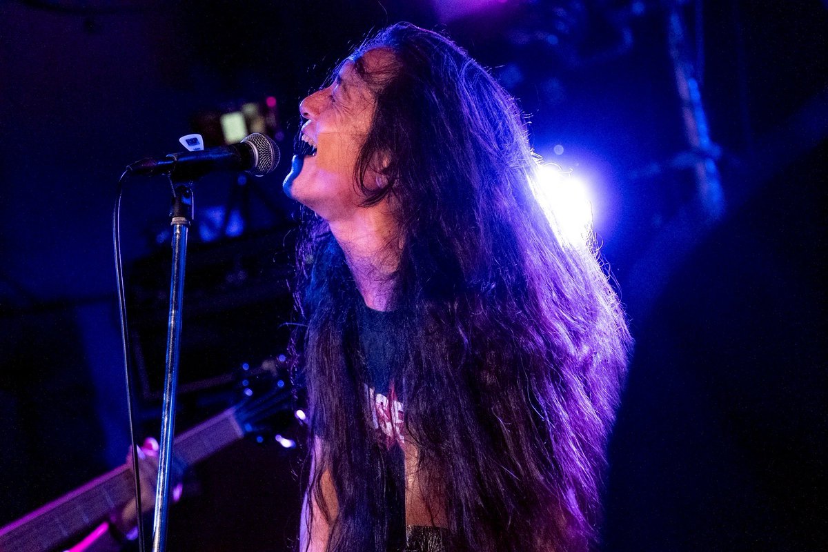 Guys in Question tweet media