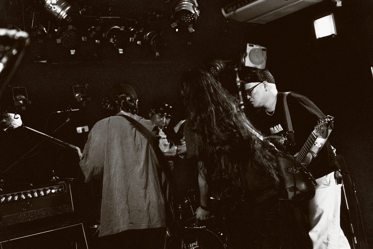 Guys in Question tweet media