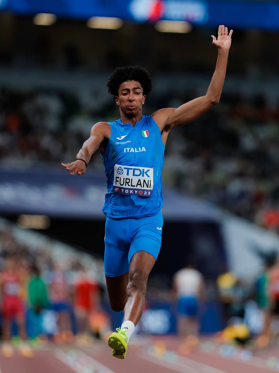 Il meraviglioso sogno di Mattia è realtà. Gli occhi lucidi e la commozione del Campione del Mondo del salto in lungo, il più giovane della storia, ad appena 20 anni.
Sulla pedana di Tokyo vince il suo talento, la sua potenza, ma soprattutto la sua mentalità. 
Dopo quattro salti