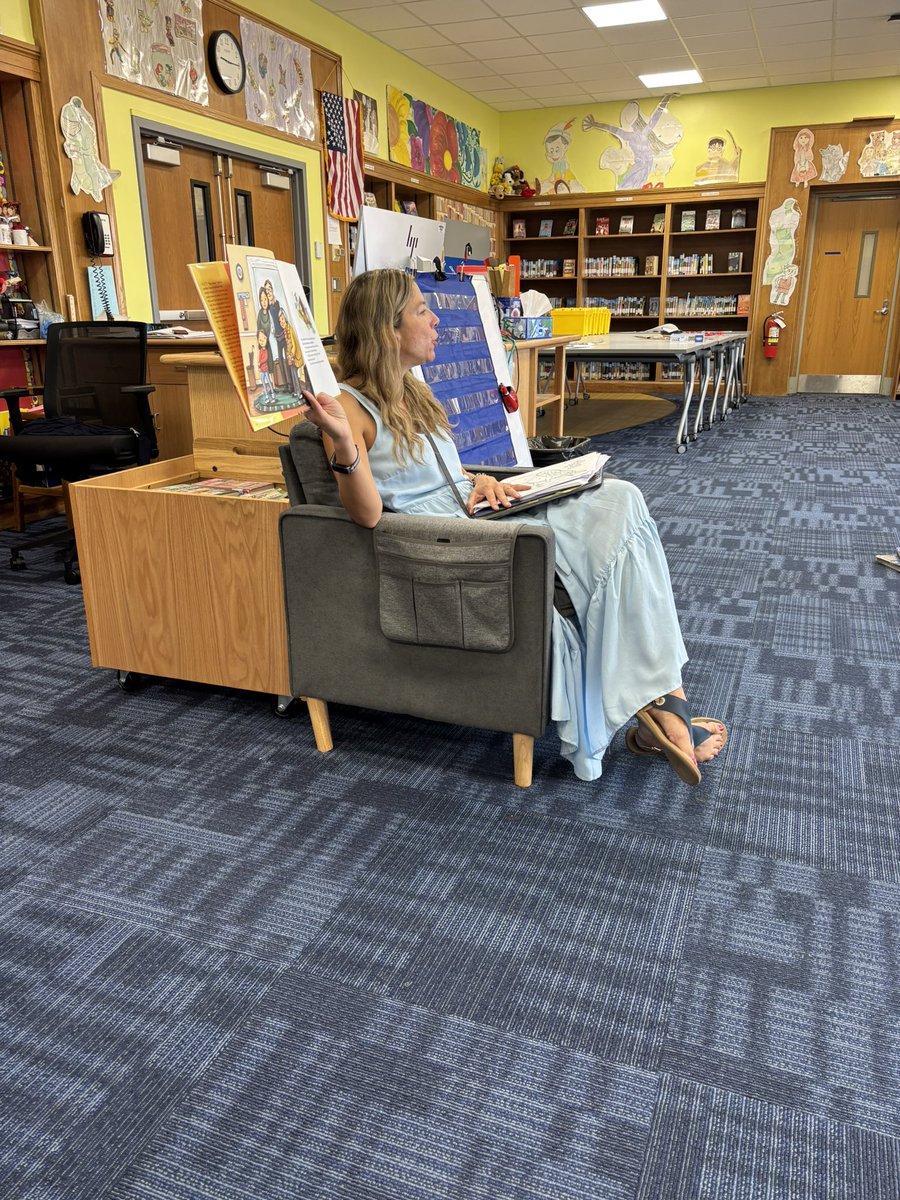 Starting off our Hispanic Heritage project. A literacy and SEL collaboration. Students are reading the story “ Mango, Abuela and me” and using creativity, teamwork and problem solving to create a lego wall design inspired by the story #wearewss 🦜