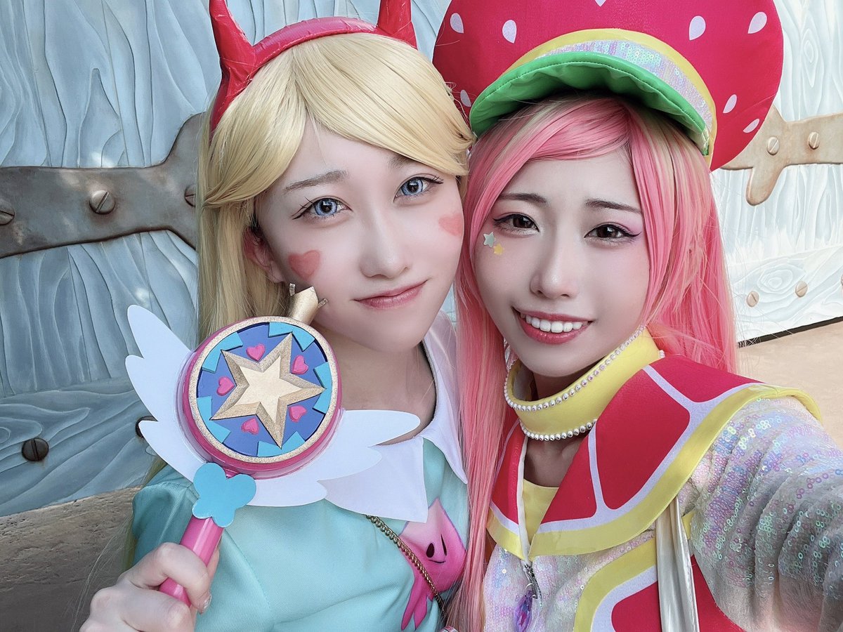 2ixp2's tweet photo. スニーク行ってきたよー！

 #Dハロ仮装2025 https://t.co/4PKwb4teFL