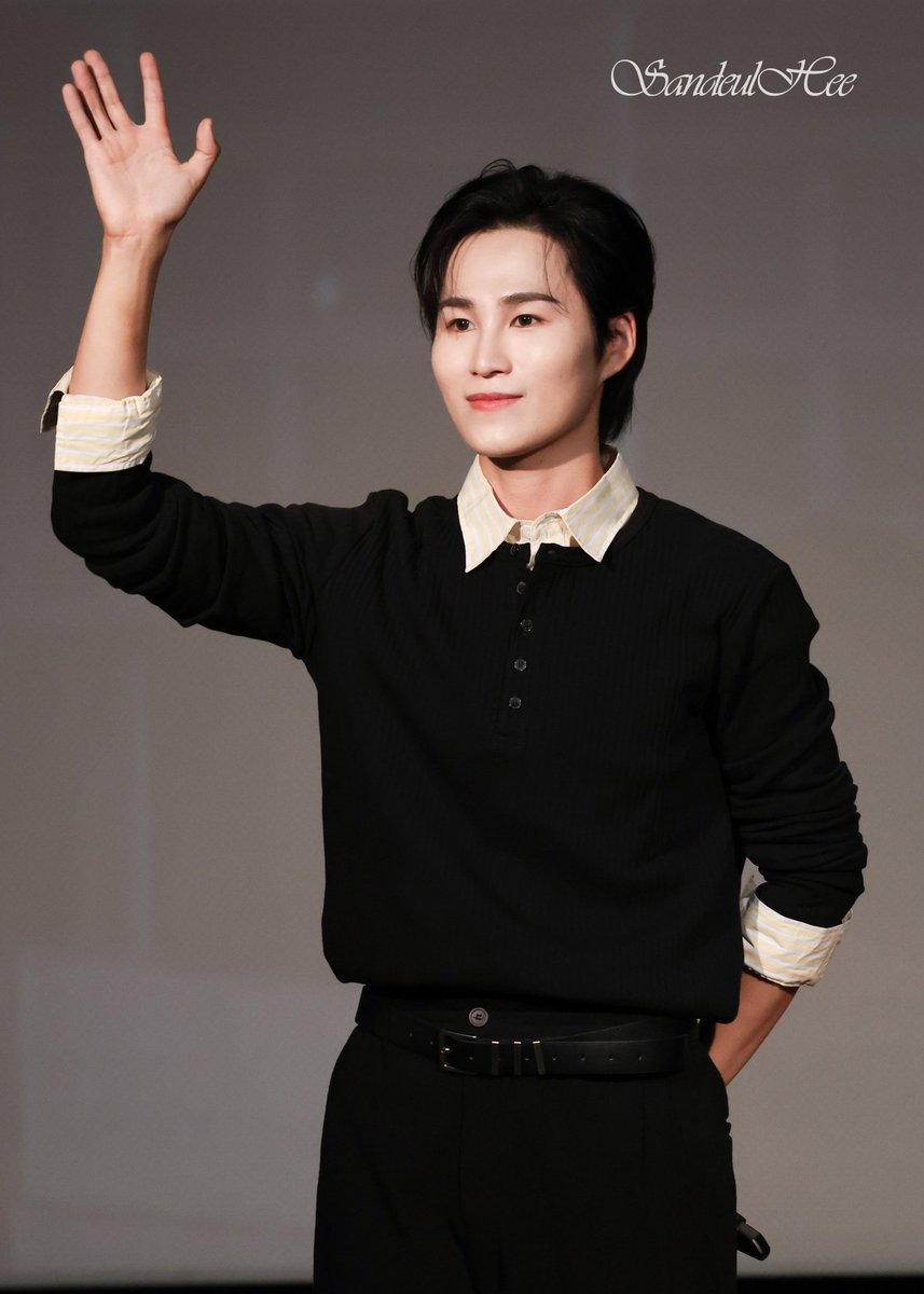 가을남자발라더희김희재
#희발라더_김희재_미니앨범
희랑별이희스토리를많이아껴요
#HEEJAE_1ST_MINIALBUM 희랑별이함께합니다