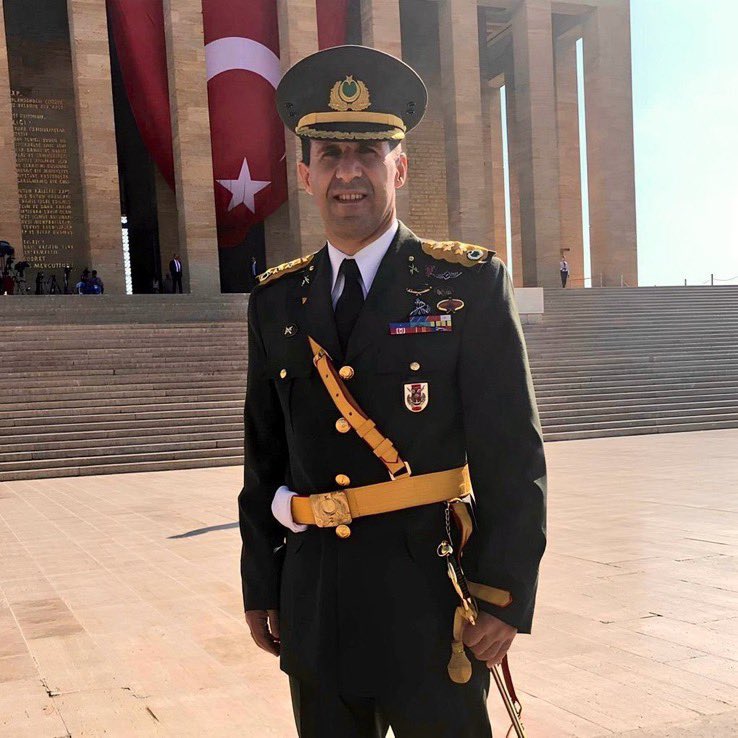 Eski yeni tüm apocular bilsin ki;
#OrkunÖzellerYalnızDeğildir