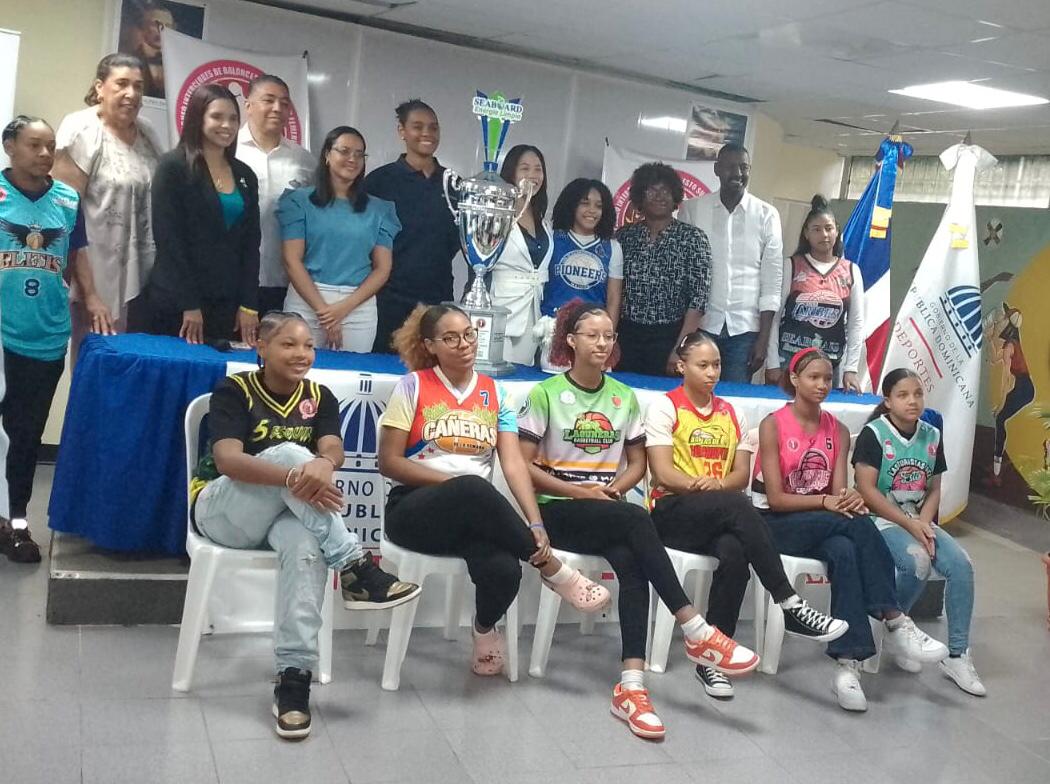 Este 20 de Septiembre dará inicio uno de los torneos de baloncesto femenino de mayor importancia de R.D., nuestro equipo las cañeras de La Romana estarán en acción buscando el título de campeonas 
Vamos a apoyar  les  esperamos