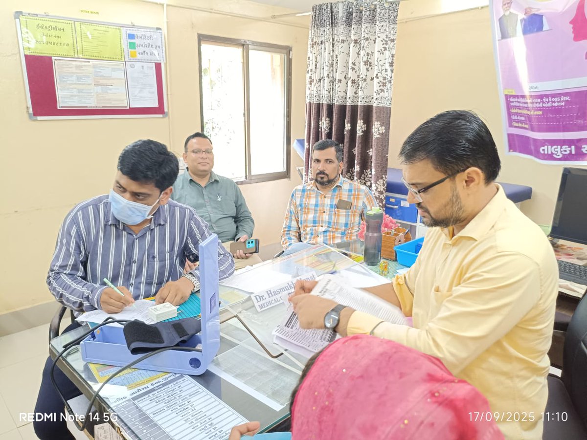 આજ રોજ સ્વસ્થ નારી શસ્ક્ત પરીવાર અભિયાન અંતર્ગત પ્રા.આ. કેન્દ્ર ખાતે મેડીકલ કેમ્પમાં લાભાર્થીઓની આરોગ્ય ચકાસણી કરવામાં આવી <a href="/DdoArvalli/">DDO Arvalli Modasa</a> <a href="/CdhoArvalli/">CDHO Arvalli</a> <a href="/IecArvalli/">SBCC Arvalli</a> <a href="/DsbccARVALLI/">DSBCC ARVALLI</a> <a href="/MoHFW_INDIA/">Ministry of Health</a> <a href="/MoHFW_GUJARAT/">Ministry of Health</a>