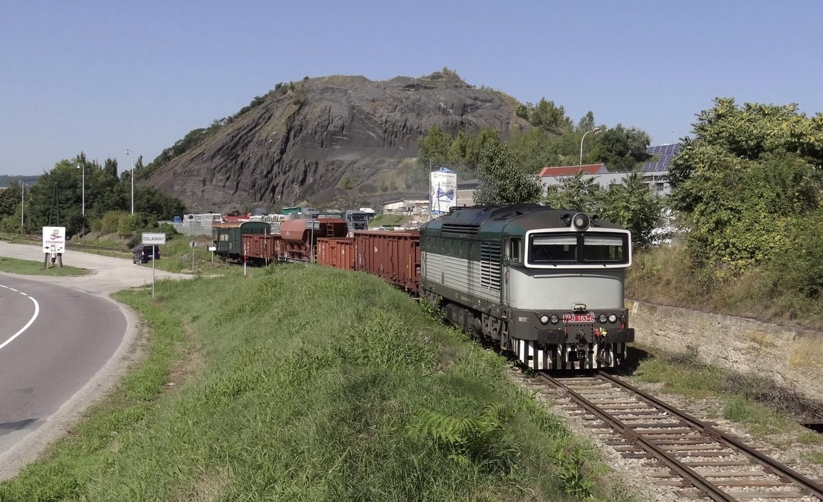V rámci Dne železnice jsme pro železniční fotografy připravili nasazení retro “brejlovce” 750.163 na Mn vlak Liberec – Jablonné v Podještědí, a to již zítra 18. září 2025. Mn vlak odjede z Liberce v cca 14h a na legendárním viaduktu na Novině projede cca mezi 15:40-16:00h.