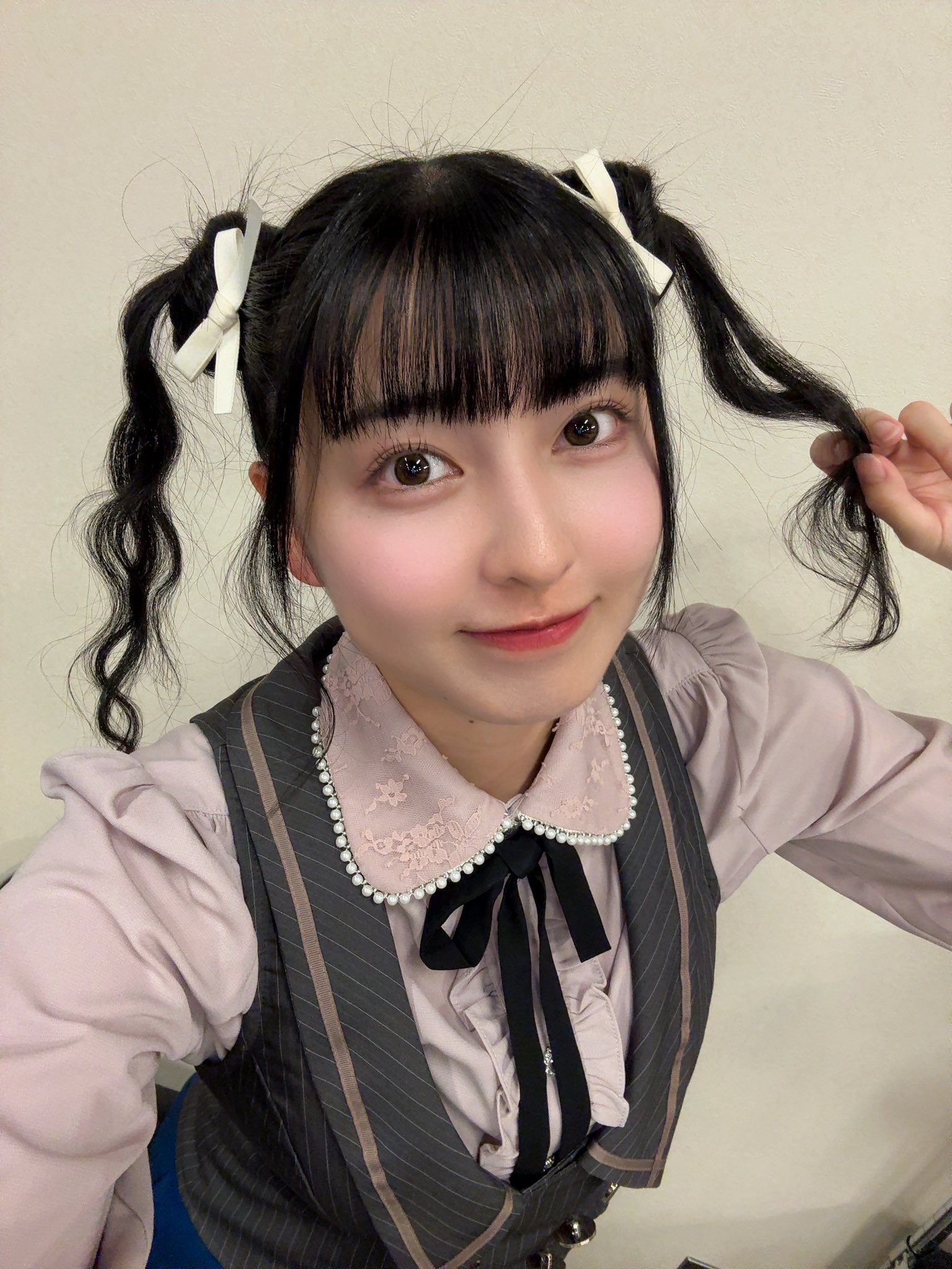 指出毱亜　缶バッジ　8種セット　指出毱亜の指出とサシで〜SASHIDAY〜 指出毱亜 缶バッジ 8種セット 指出毱亜の指出とサシで