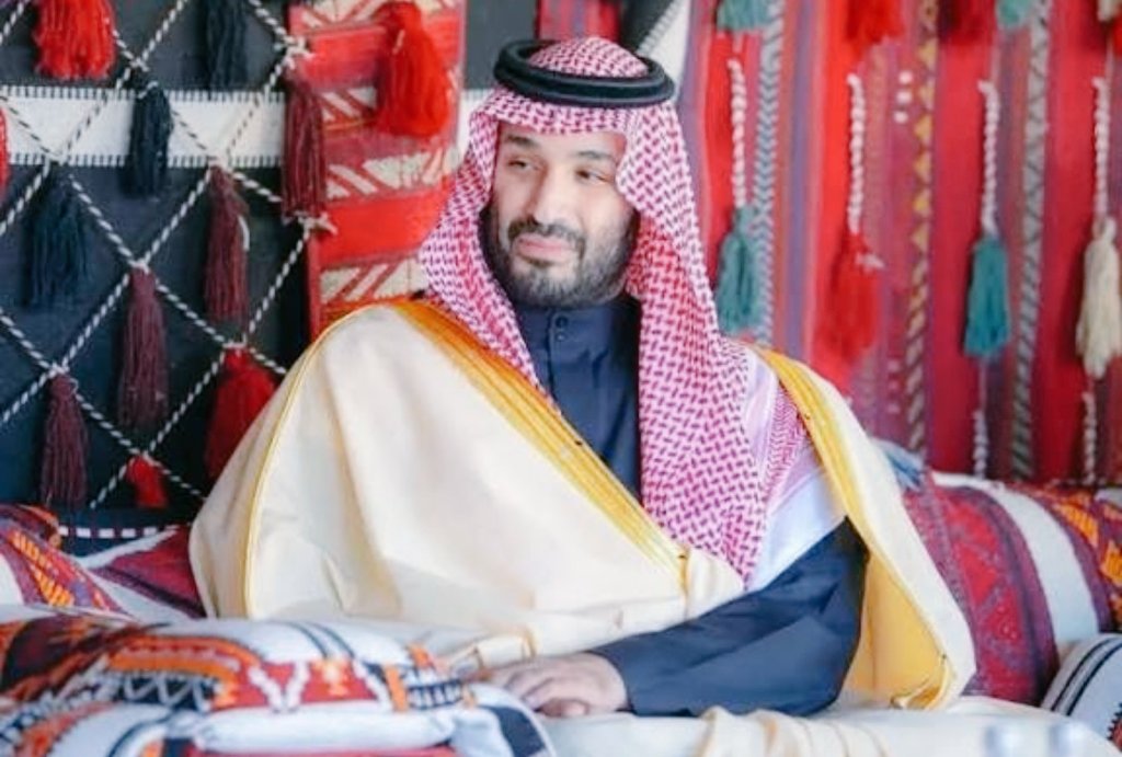 AlRashedfor's tweet image. الرزق ليس بالضرورة دائمًا أن يكون ثروات ومناصب ونفوذ، احيانا  يكون الرزق على هيئة ولي عهد يرسله الله لنا ليحفظ الحقوق  ويصلح الشان ويعمر الاوطان. 

الحمد لله على نعمة #محمد_بن_سلمان