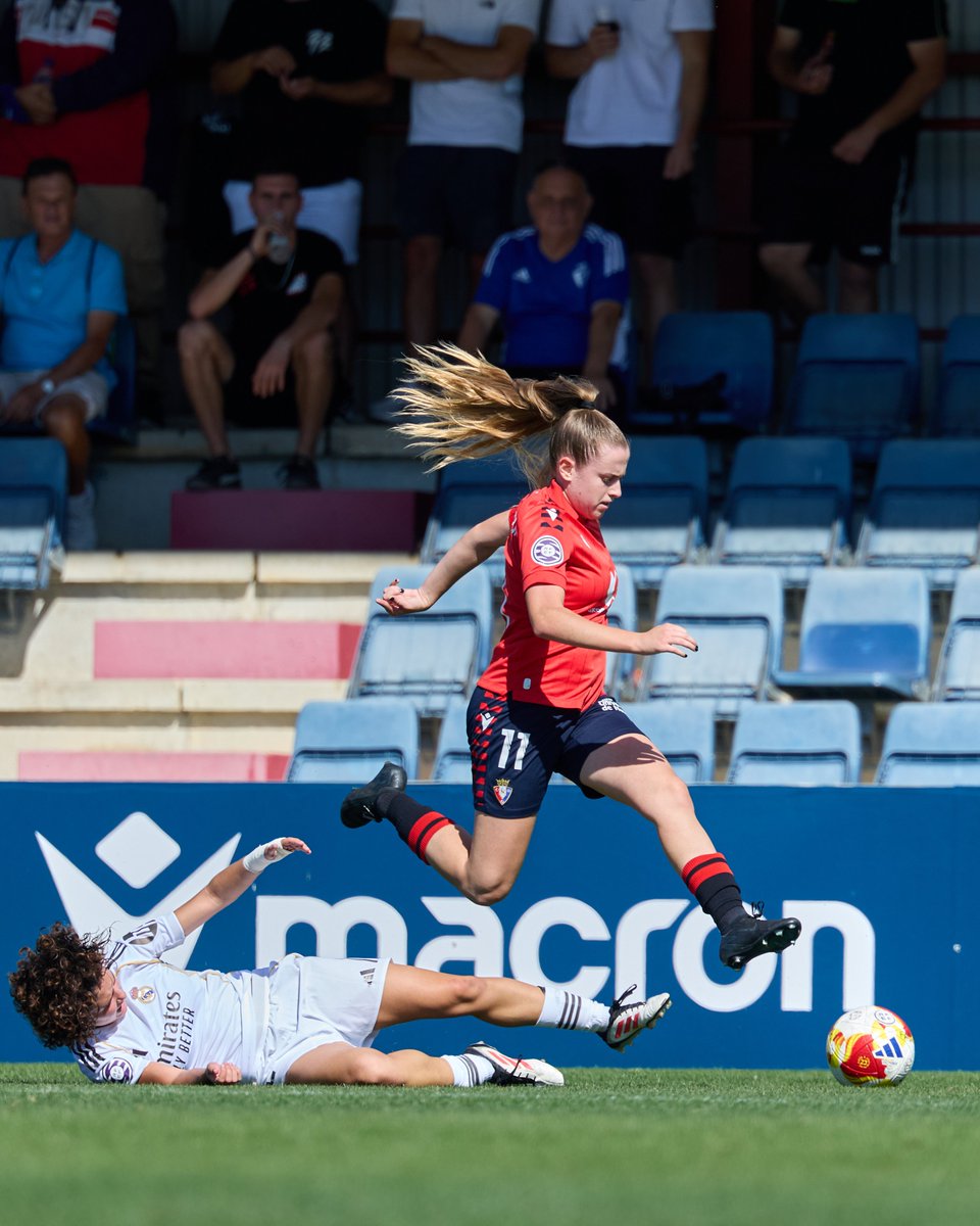 ⚡️ <a href="/Adriparada_/">adriana</a>