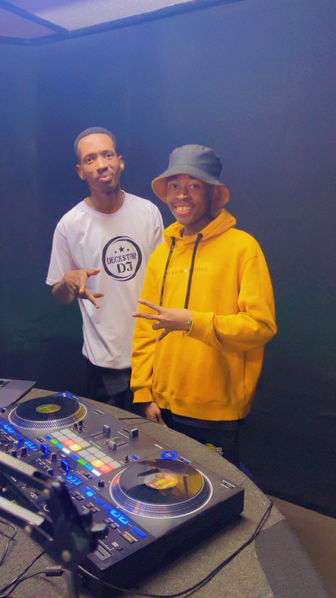 Which club banger should we drop for you in the #ExtraClubBeats hour of the #VisionXpress?
#HappeningNow: