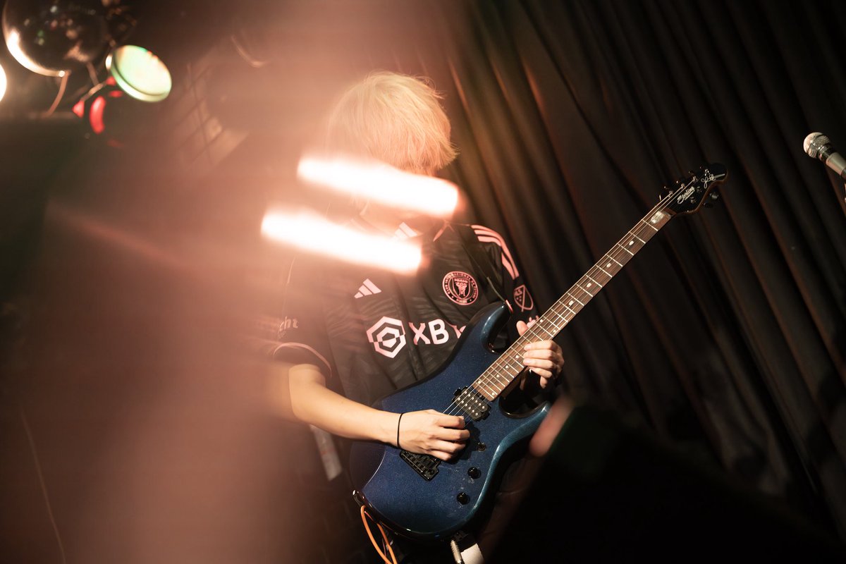 kuu_guitars's tweet photo. 25.09.13 #YSFES MiRA
楽しかった…!👽
📸:@pho_shi https://t.co/gSBNqTz5sA